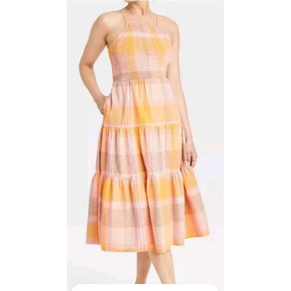 Universal Thread Dresses & Skirts - square nenck smocked bodice linen dress with pockets